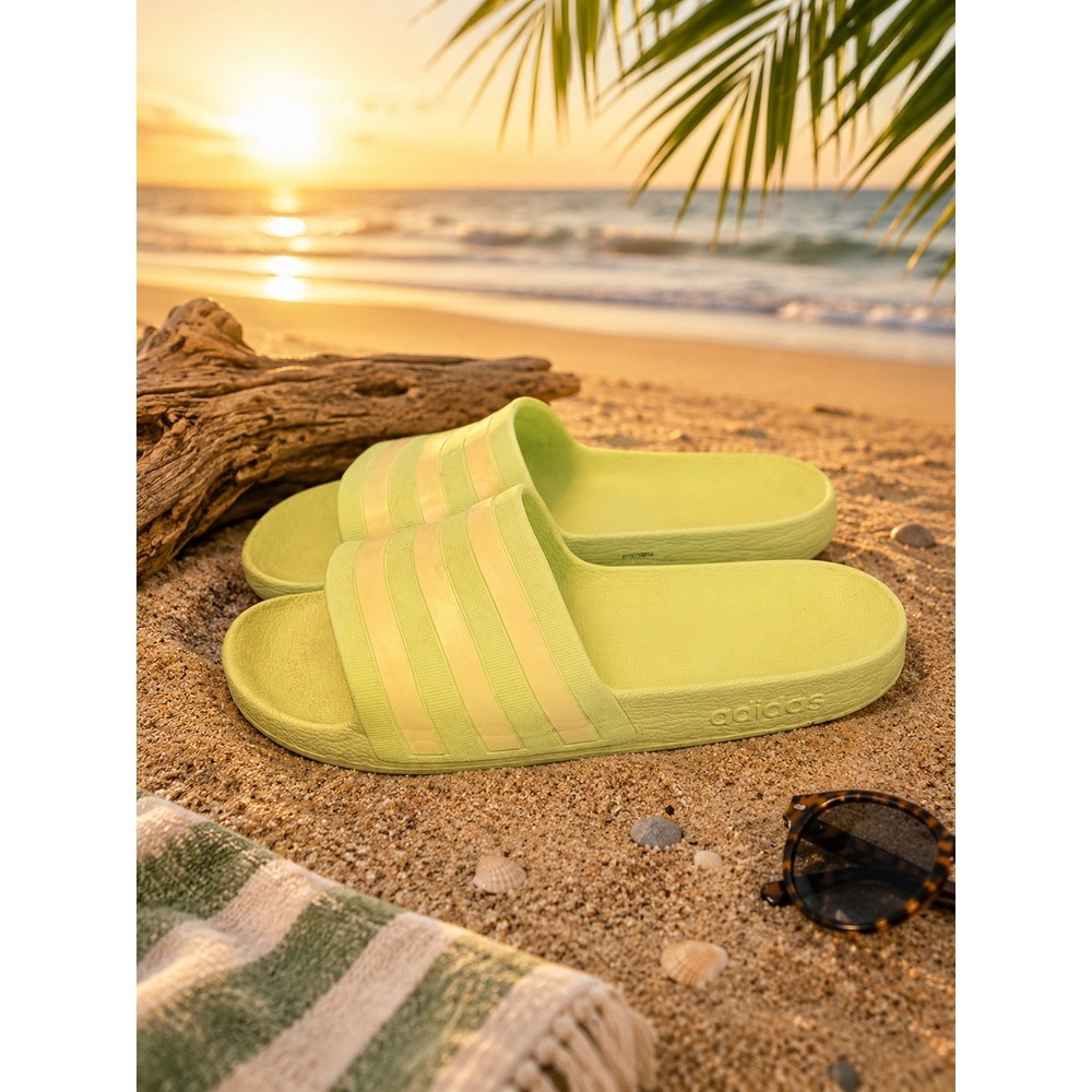 Adidas‎ Adilette Aqua Slides Women 9 Men 9 Sandals GZ5242 beach casual cute